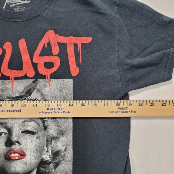 Marilyn Monroe Size Medium Trust No One 2012 Black T Shirt by Popular Poison - Picture 8 of 10
